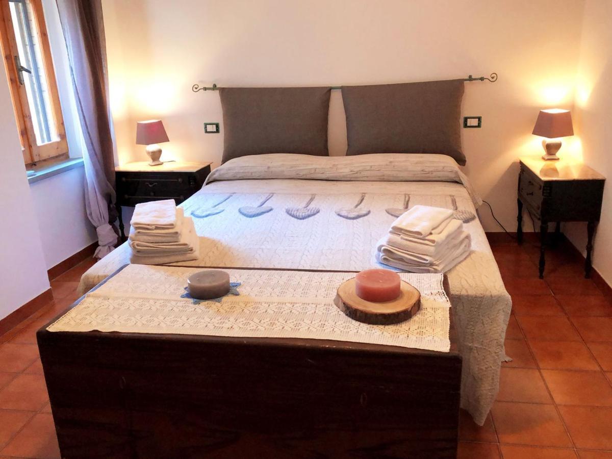Appartement Le Casette Di Civitella- La Casa Di Rolando E Gina à Civitella Del Lago Extérieur photo